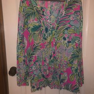 Gorgeous Lilly Pulitzer Blouse XL fits XXL too